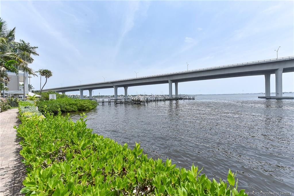 815 NW Flagler Avenue 206