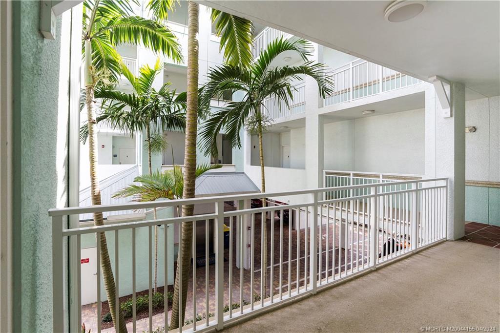 815 NW Flagler Avenue 206