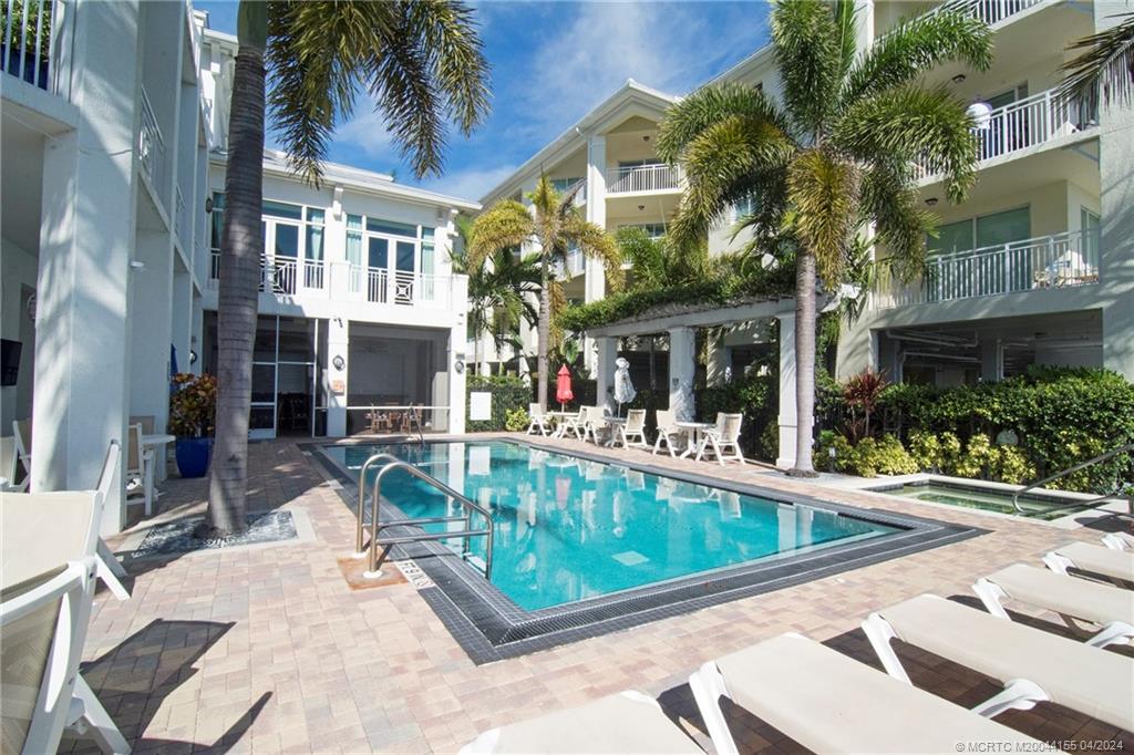815 NW Flagler Avenue 206