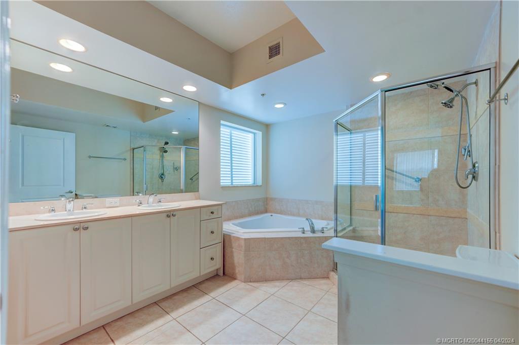 815 NW Flagler Avenue 206