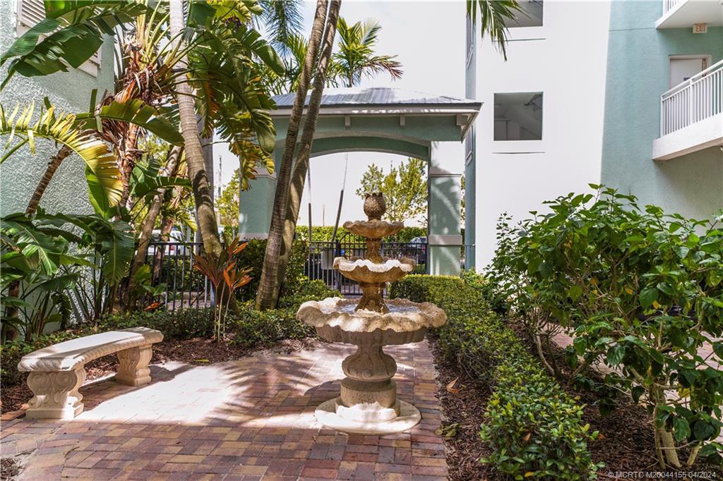 815 NW Flagler Avenue 206
