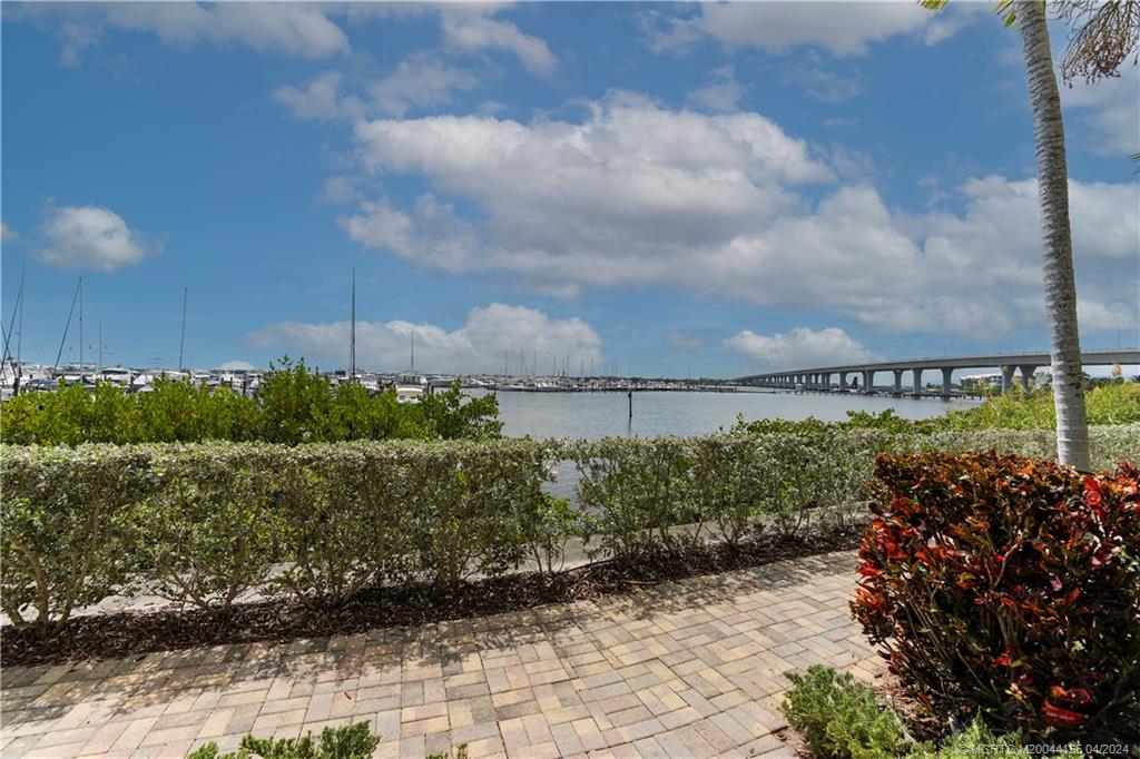 815 NW Flagler Avenue 206
