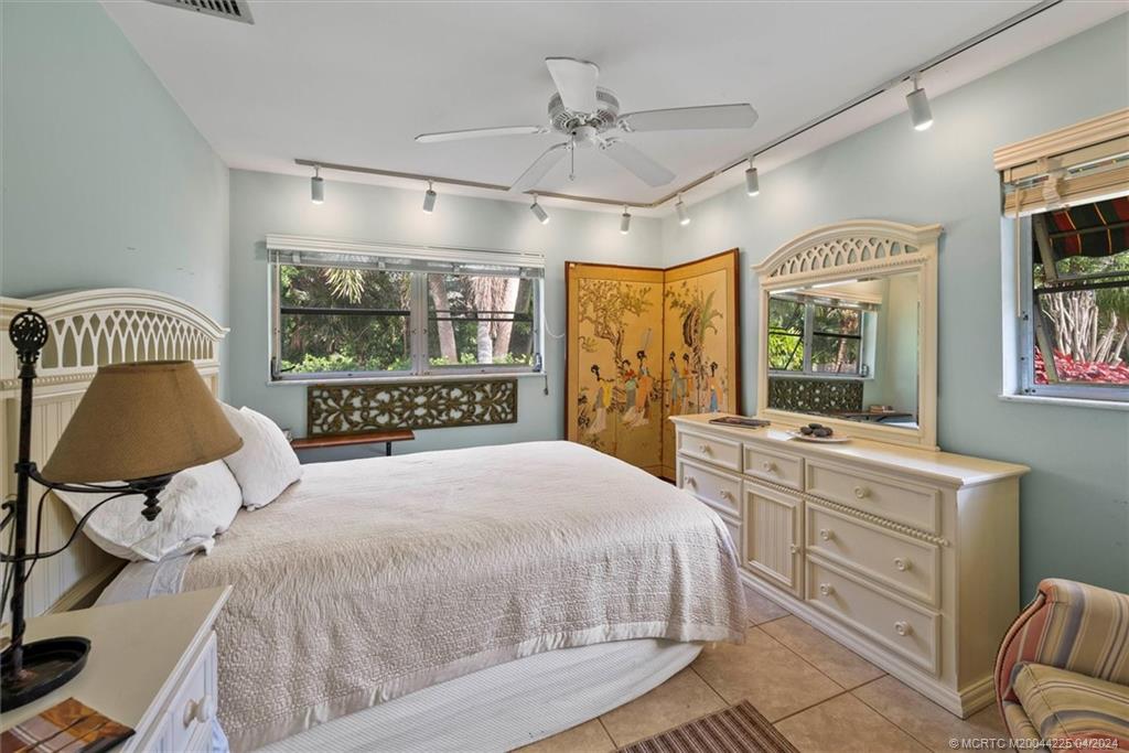 111 S Sewalls Point Road