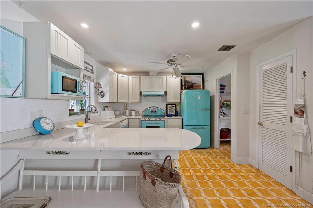 111 S Sewalls Point Road