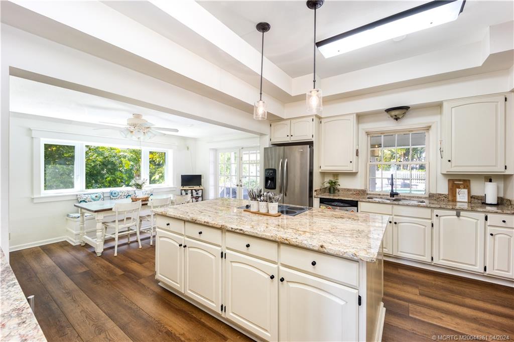 2007 S Indian River Drive