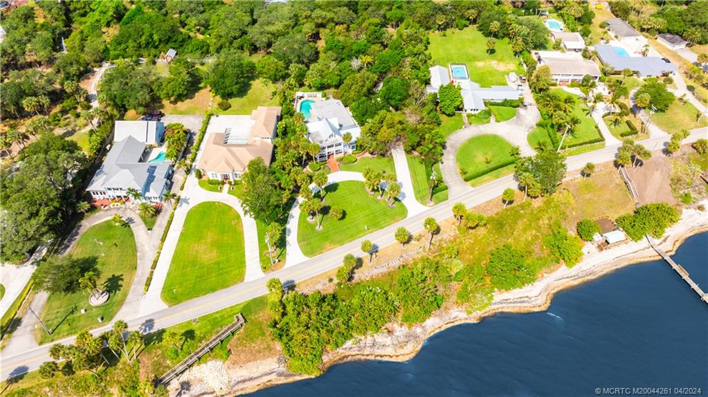 2007 S Indian River Drive