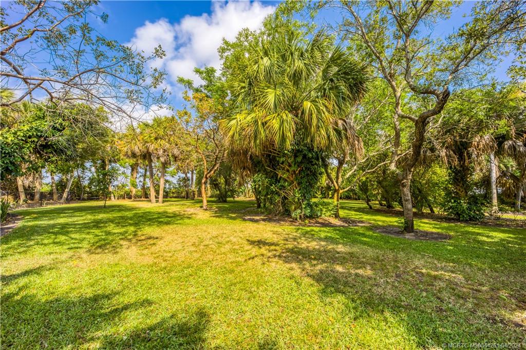 2007 S Indian River Drive