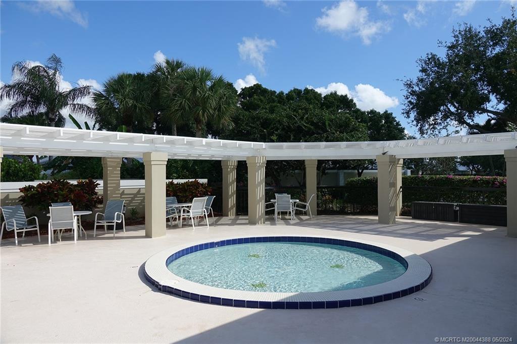2185 SW Mayflower Drive