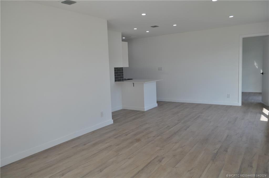 1625 NE 15th Avenue 2