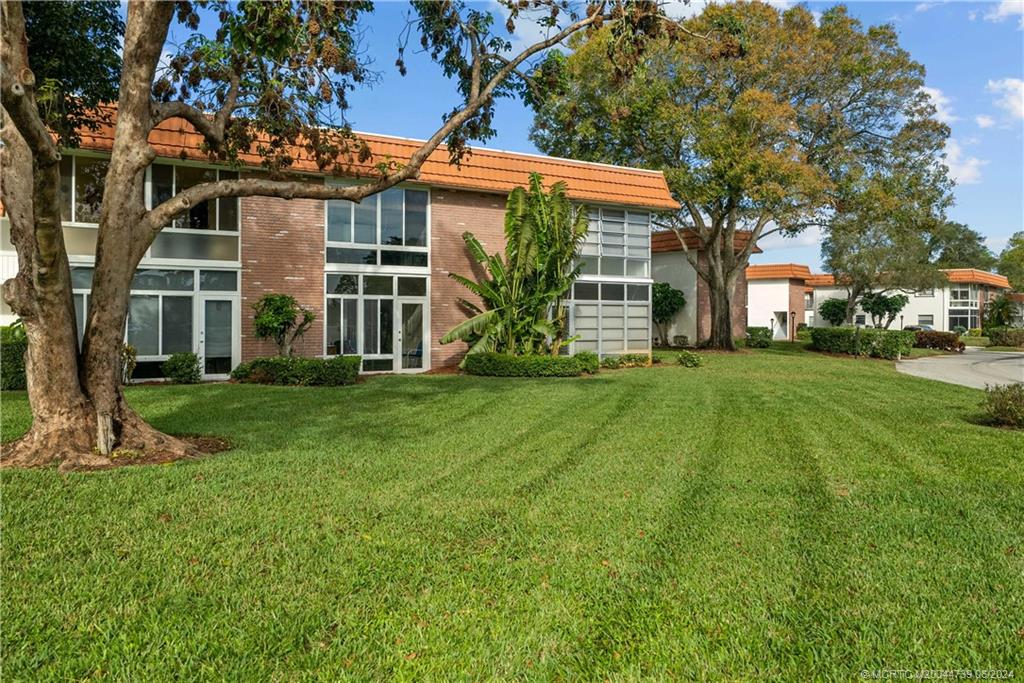 1225 NW 21st Street 1201