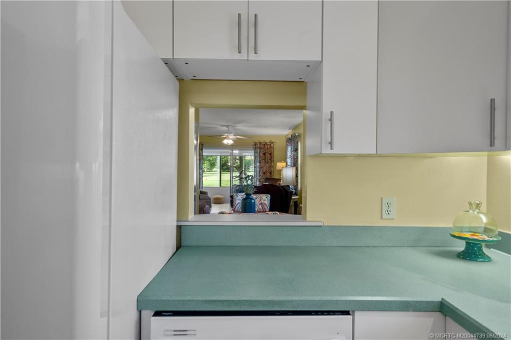 1225 NW 21st Street 1201