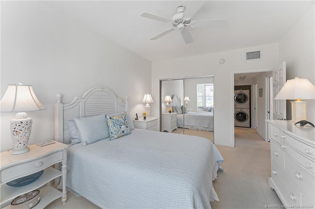 391 NE Plantation Road 213