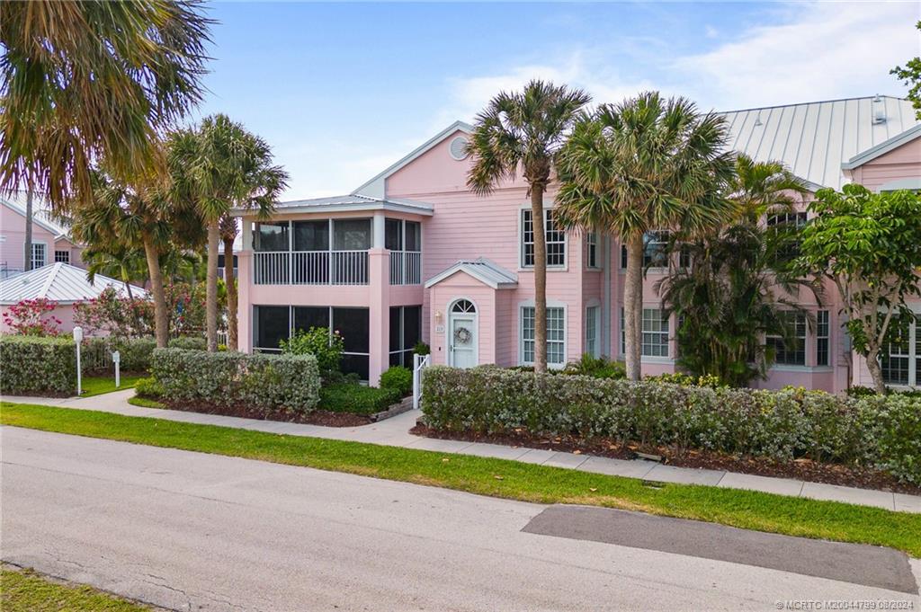 391 NE Plantation Road 213