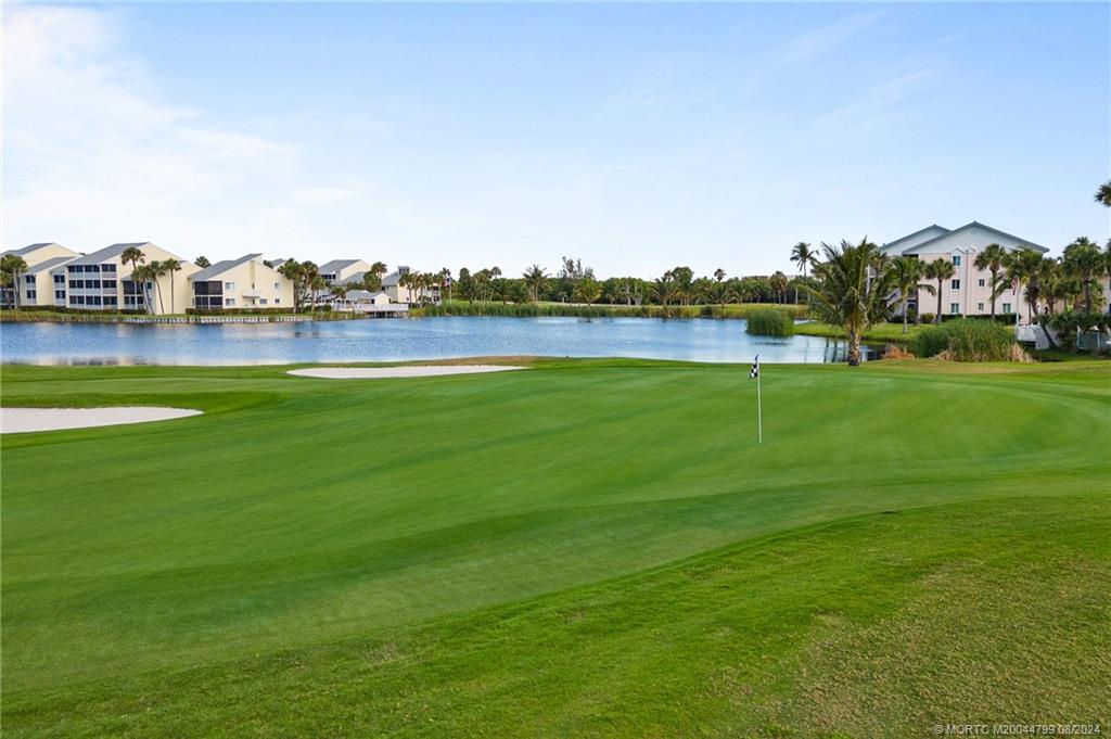 391 NE Plantation Road 213