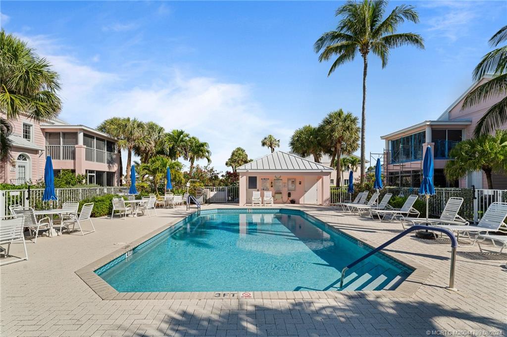 391 NE Plantation Road 213