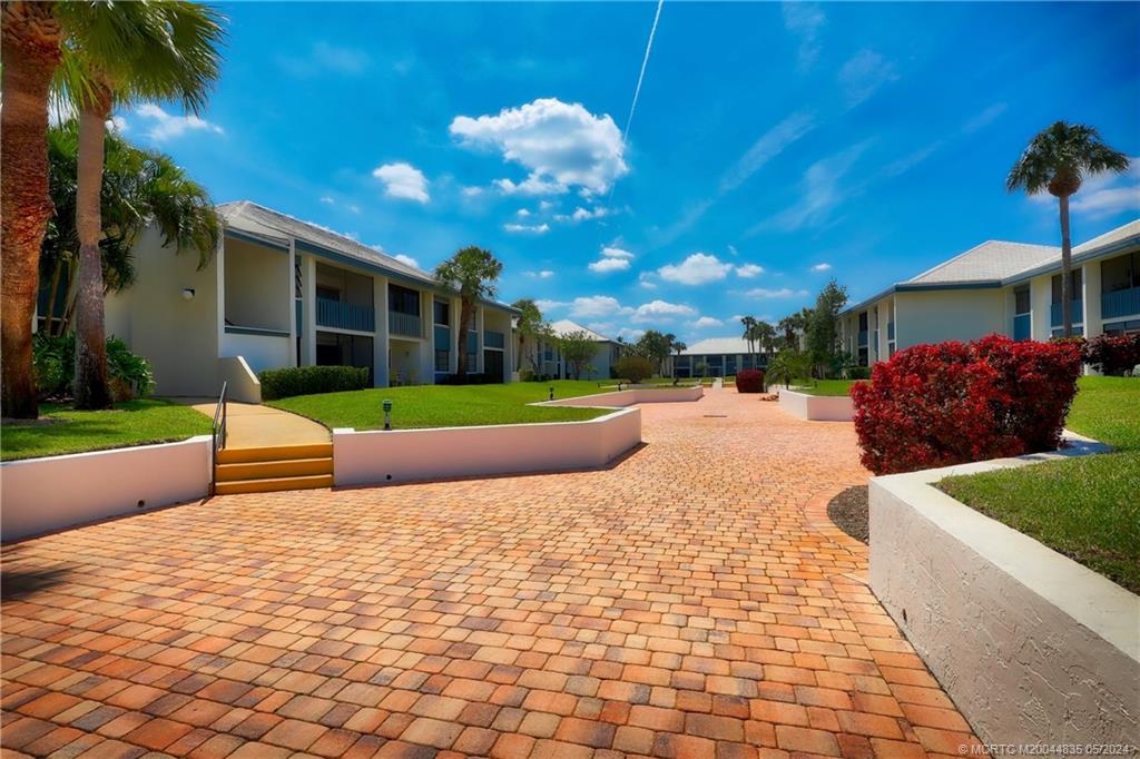 175 SE Saint Lucie Blvd E141