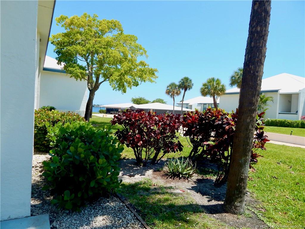 175 SE Saint Lucie Blvd E141