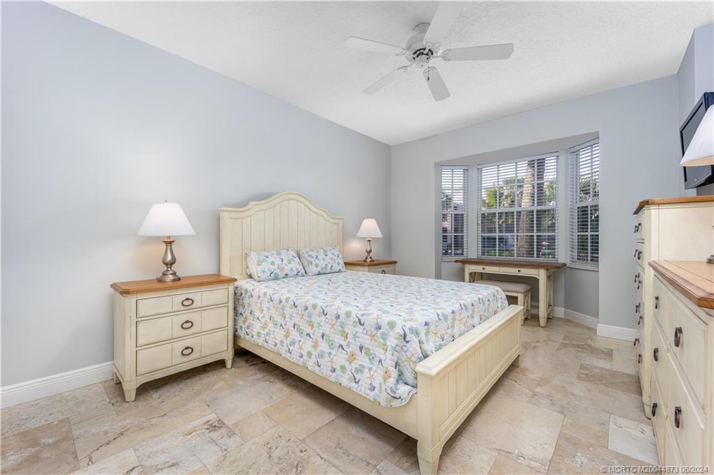 431 NE Plantation Road 713