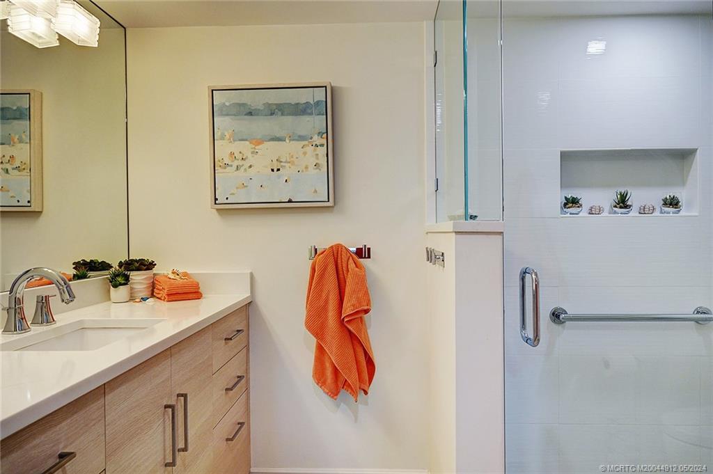 1456 NE Ocean Blvd 4-201