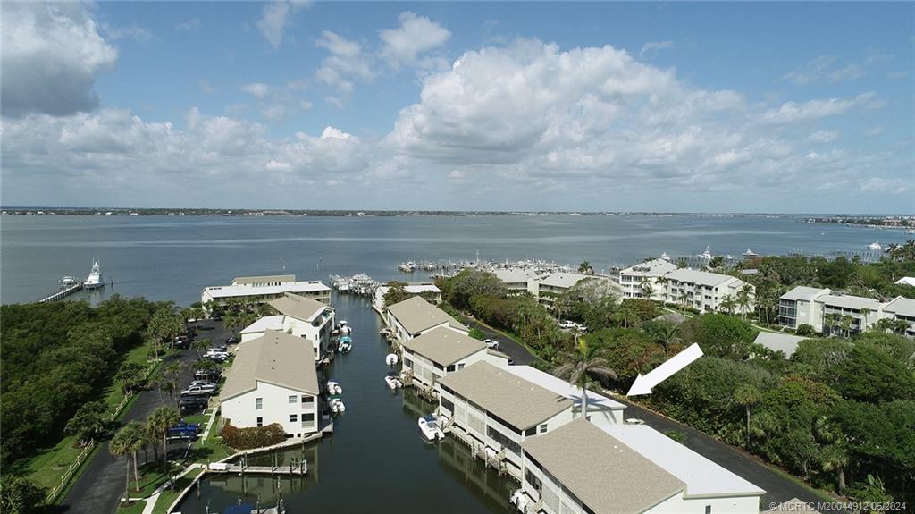 1456 NE Ocean Blvd 4-201