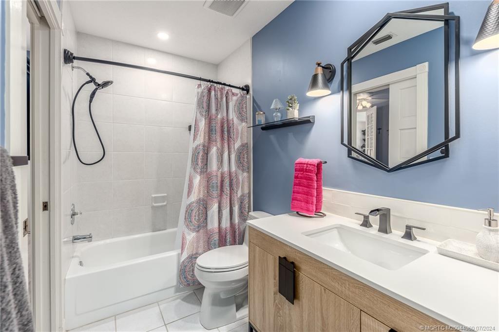 2344 SW Danforth Circle