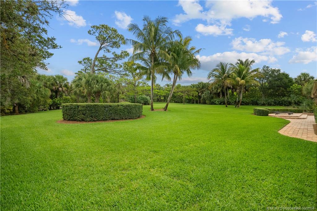 875 NE Stokes Terrace