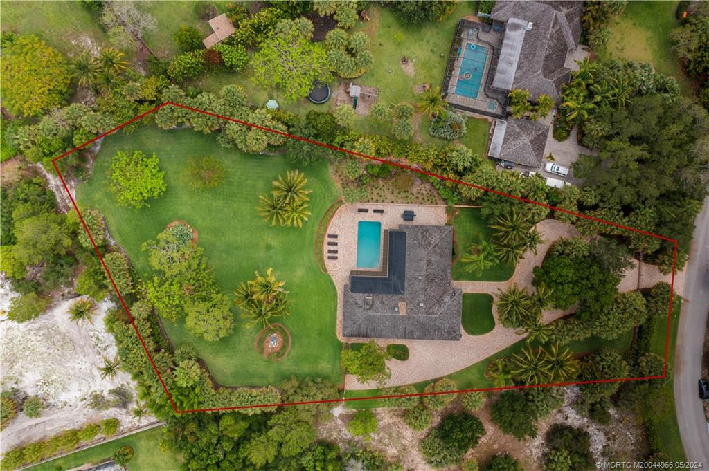 875 NE Stokes Terrace