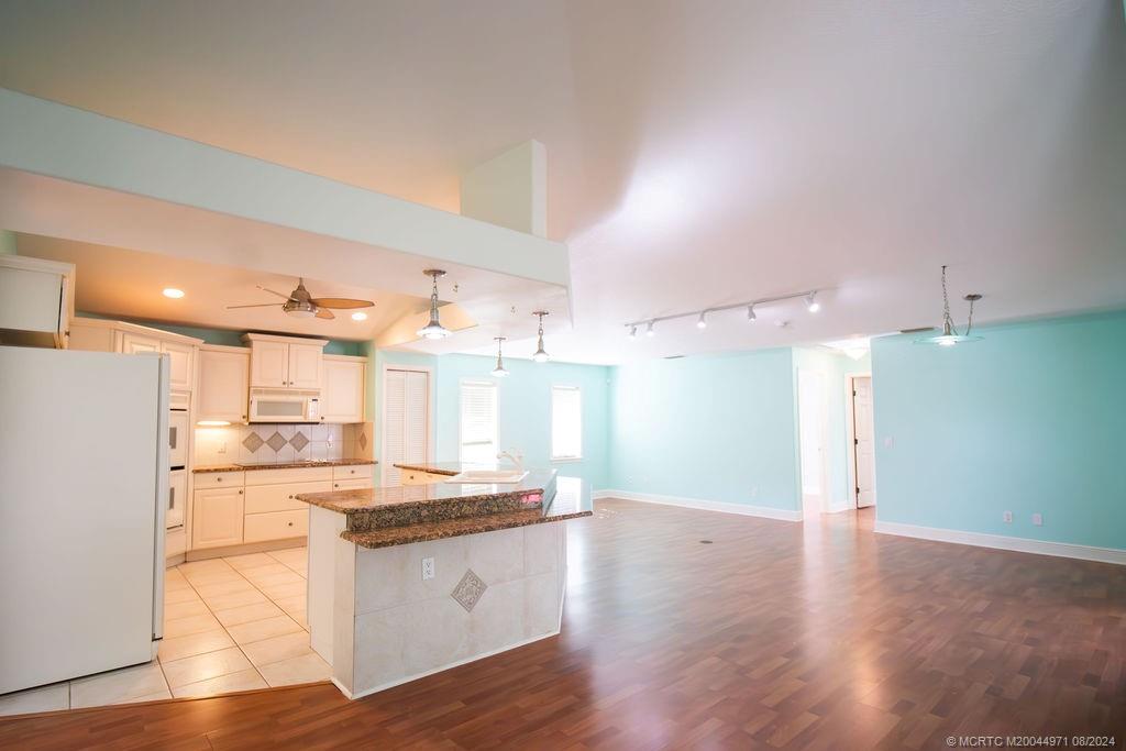 5092 SE Post Terrace