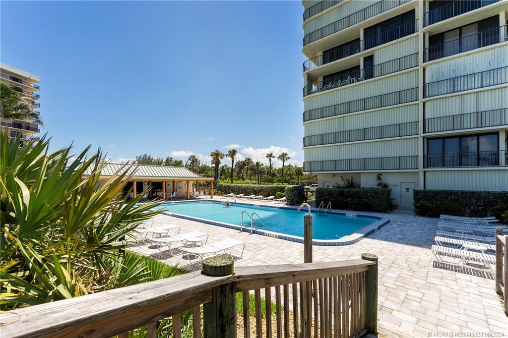 10000 S Ocean Drive 904