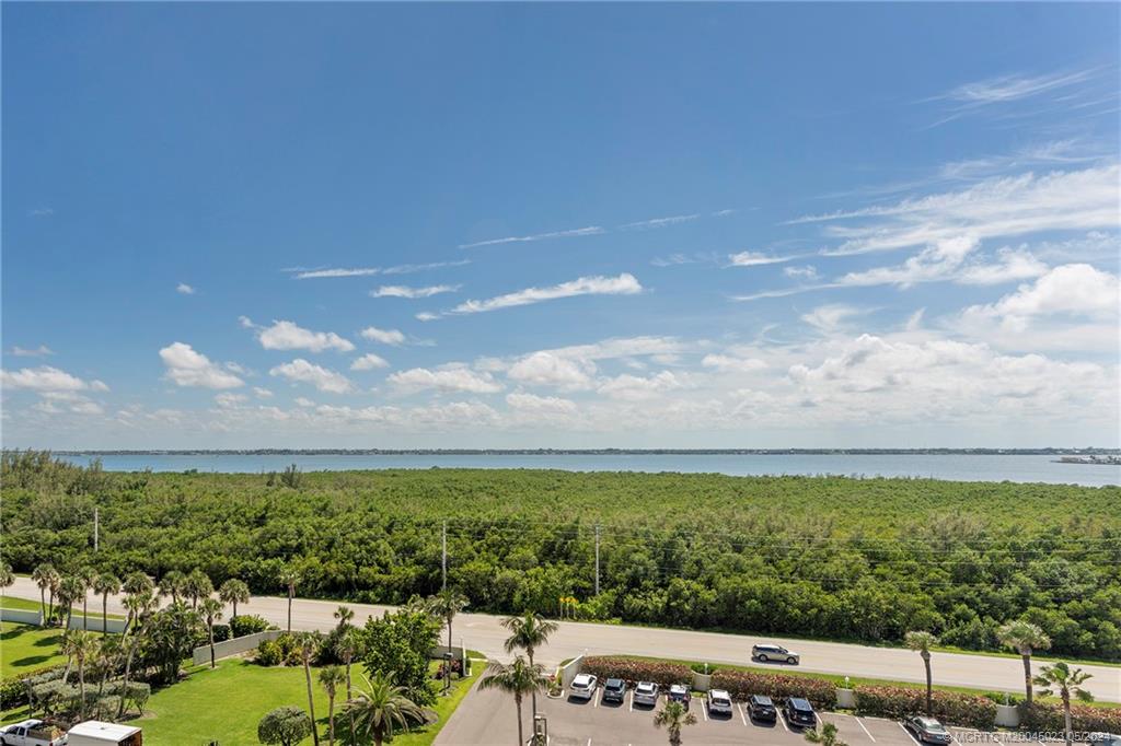 10000 S Ocean Drive 904