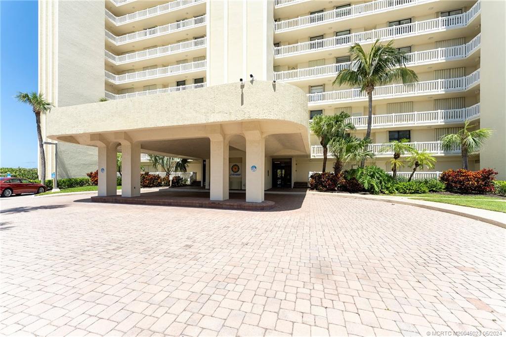 10000 S Ocean Drive 904