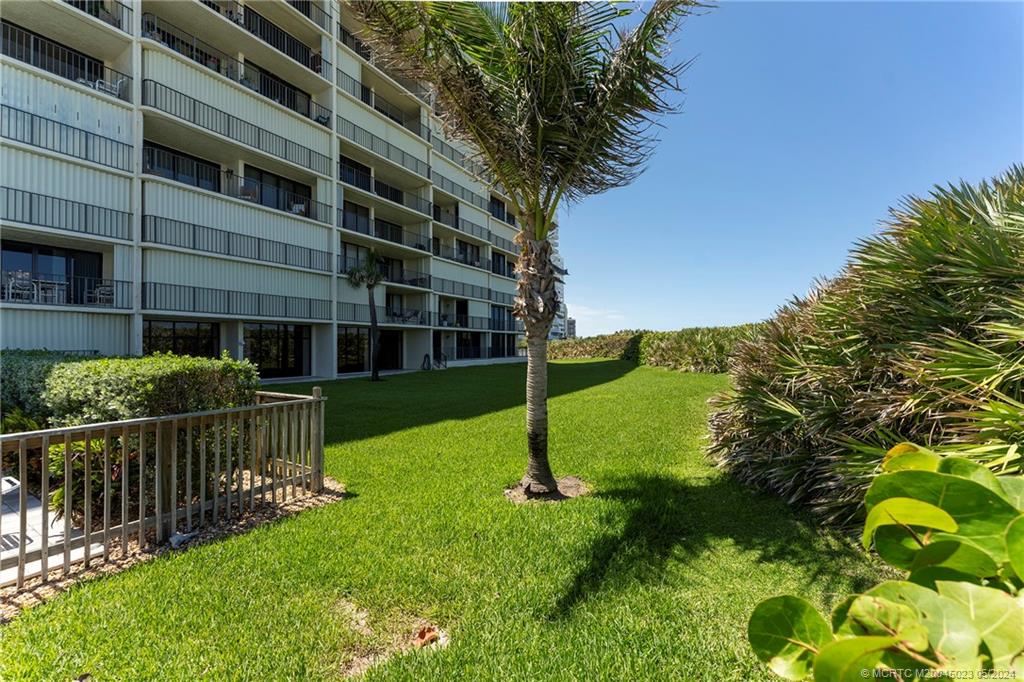 10000 S Ocean Drive 904