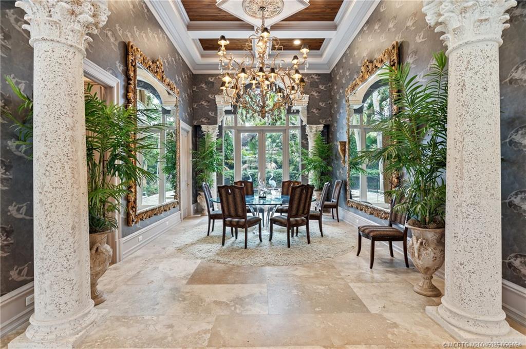 5 NE Lagoon Island Ct