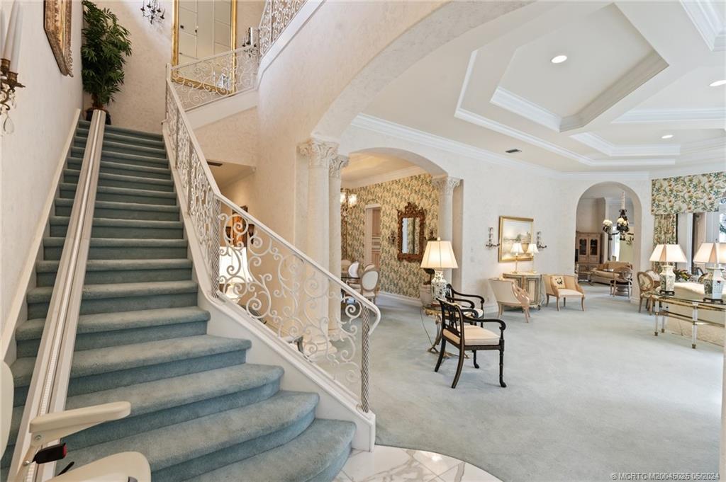 5 NE Lagoon Island Ct