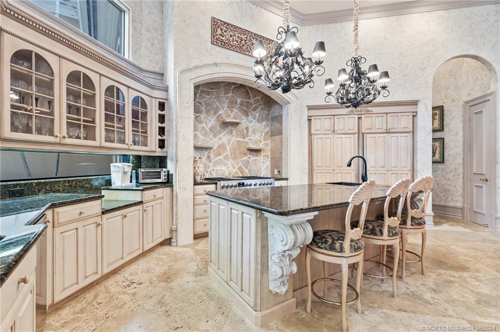 5 NE Lagoon Island Ct