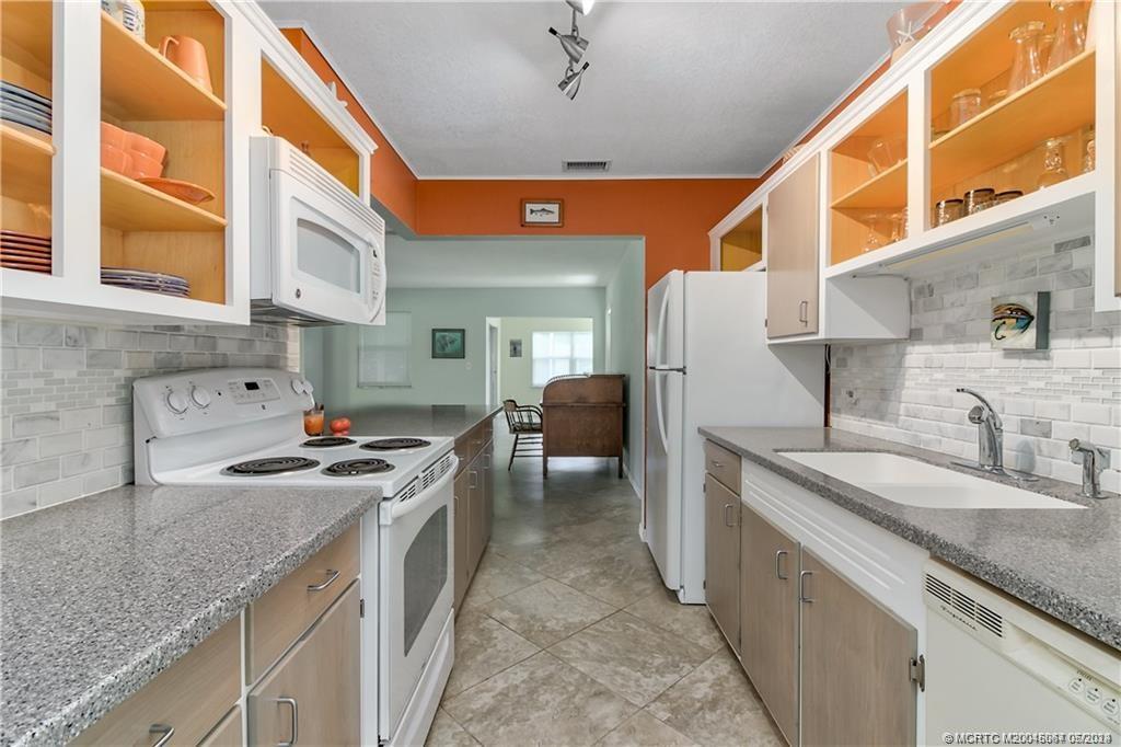 2951 SE Morningside Blvd