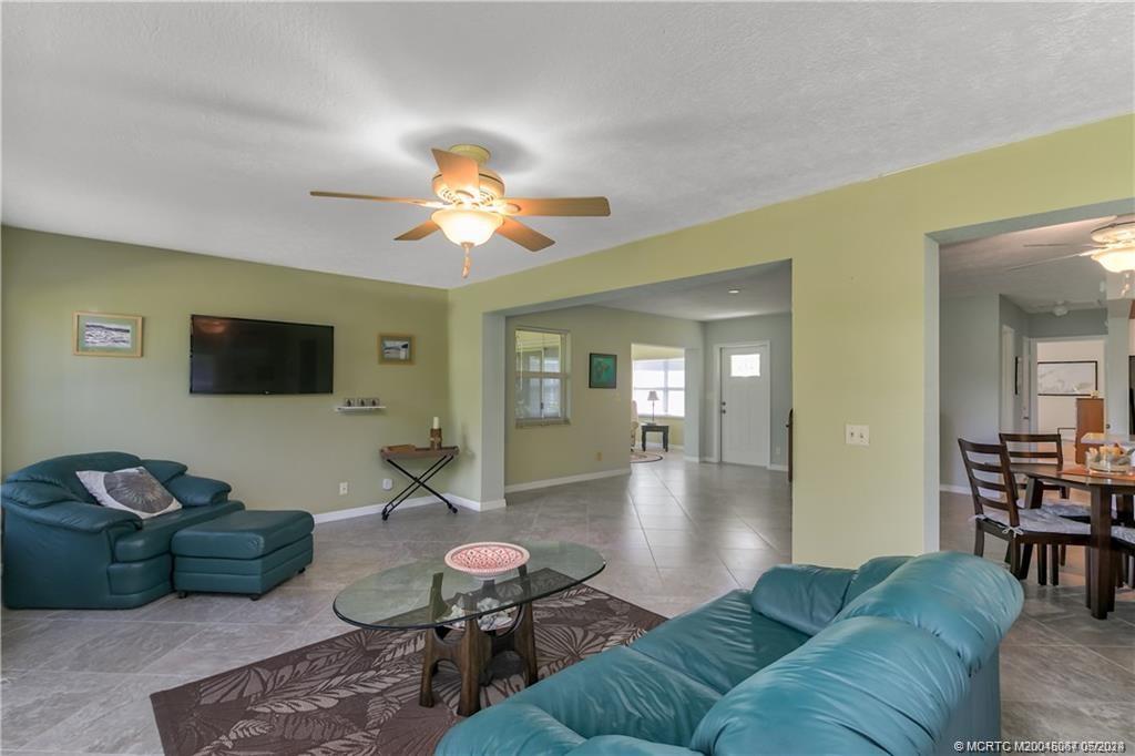 2951 SE Morningside Blvd