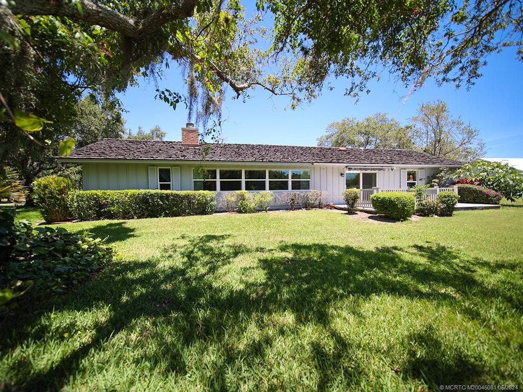 1644 SW Saint Andrews Drive