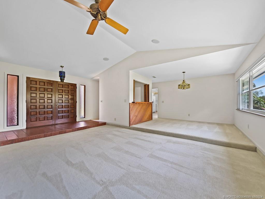 1644 SW Saint Andrews Drive