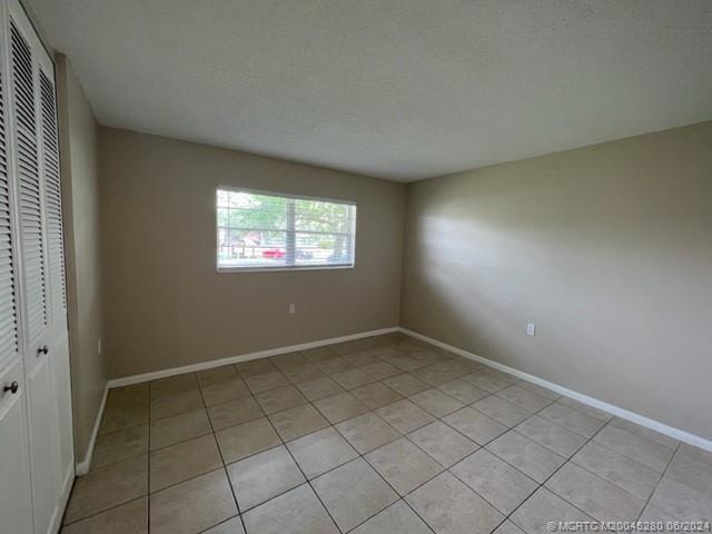 1900 S Kanner Highway 2-103