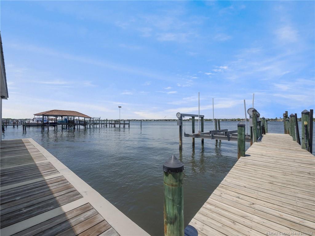5 Saint Lucie Ct