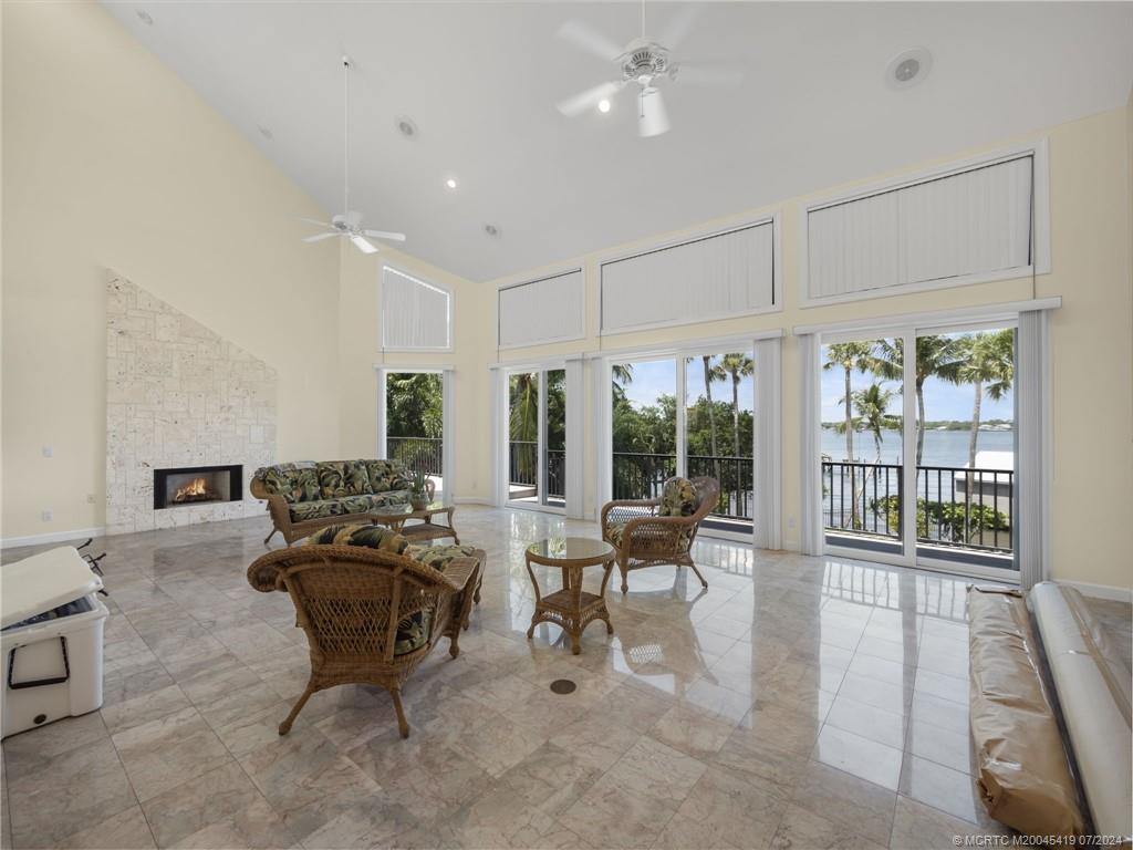 5 Saint Lucie Ct