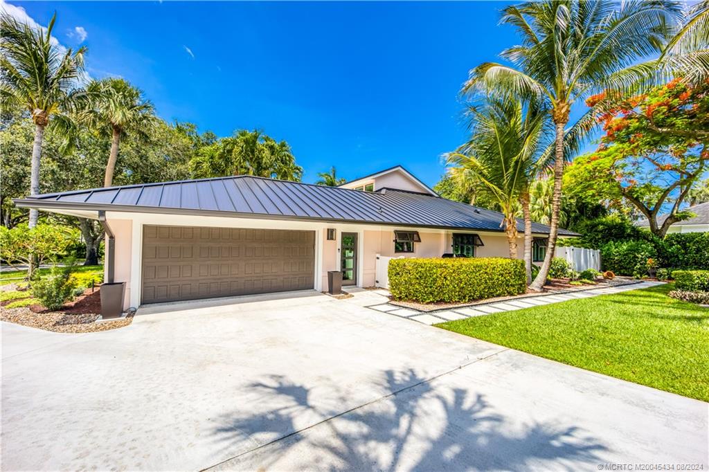 121 Hillcrest Drive