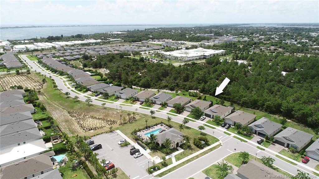 1514 NE White Pine Terrace