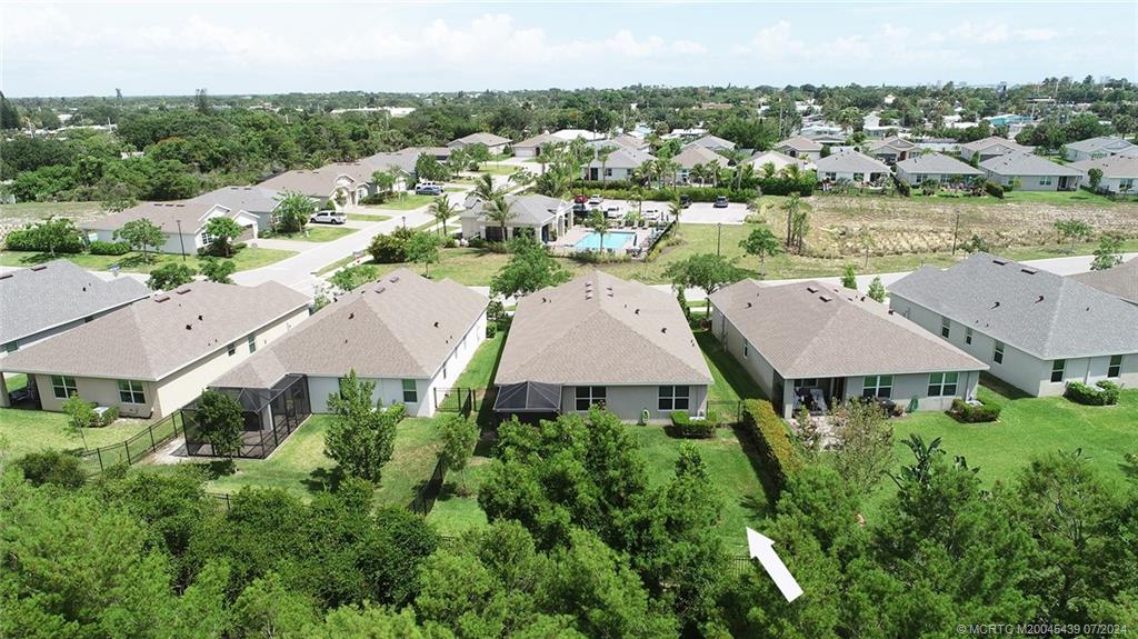 1514 NE White Pine Terrace