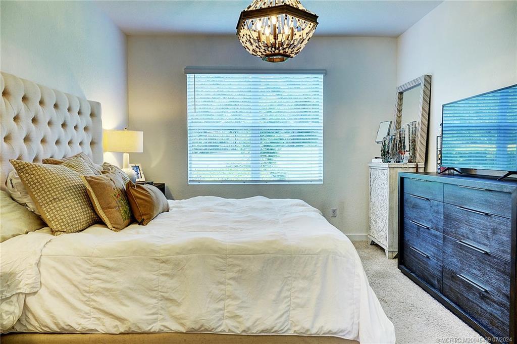 1514 NE White Pine Terrace