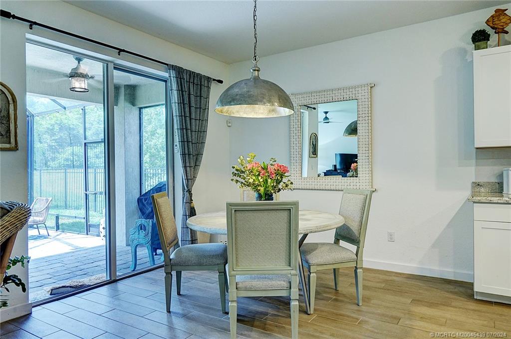 1514 NE White Pine Terrace