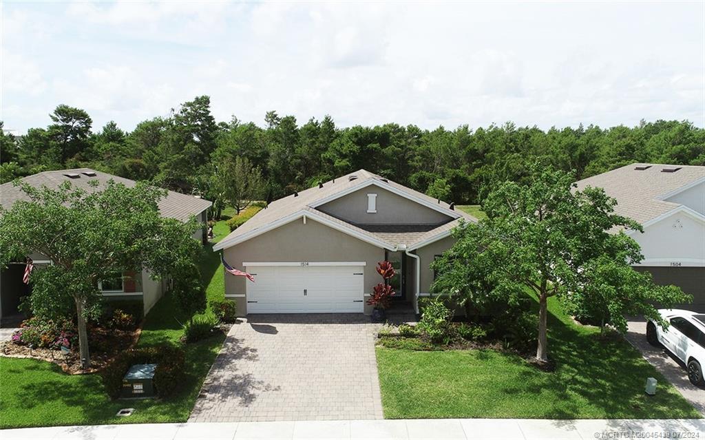 1514 NE White Pine Terrace