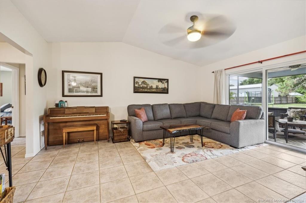 5617 Buchanan Drive