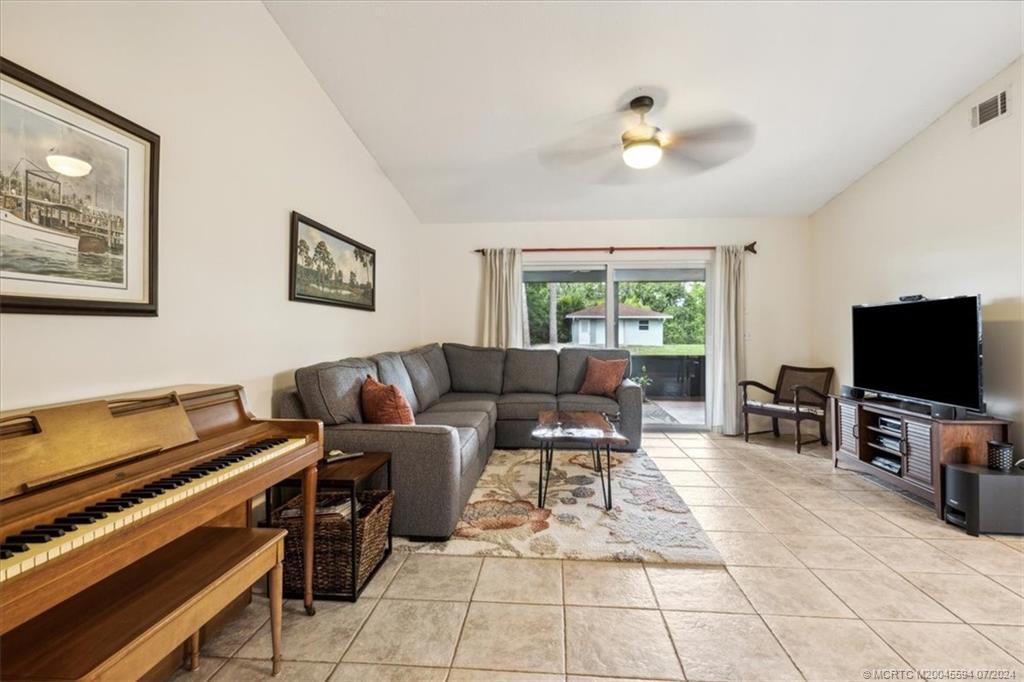5617 Buchanan Drive